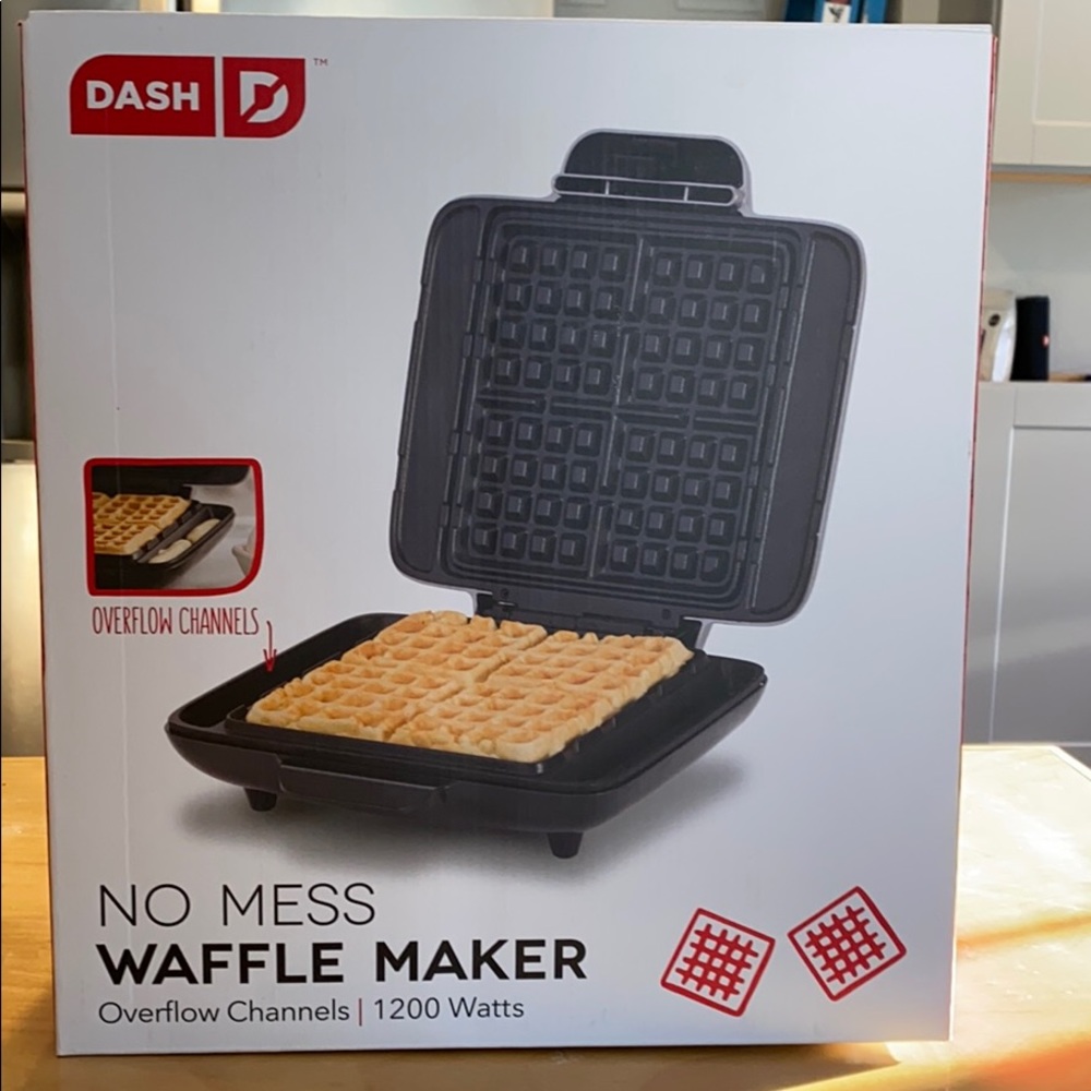Dash waffle maker
